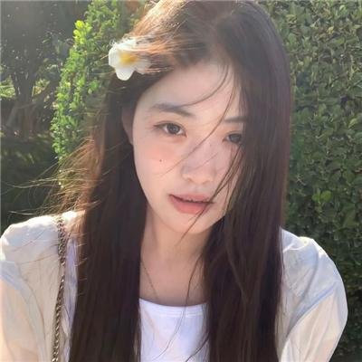 眼里余光都是你